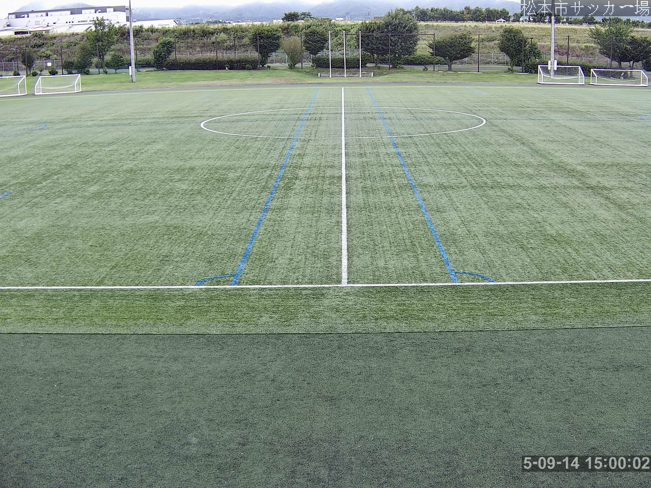 松本市サッカー場の映像