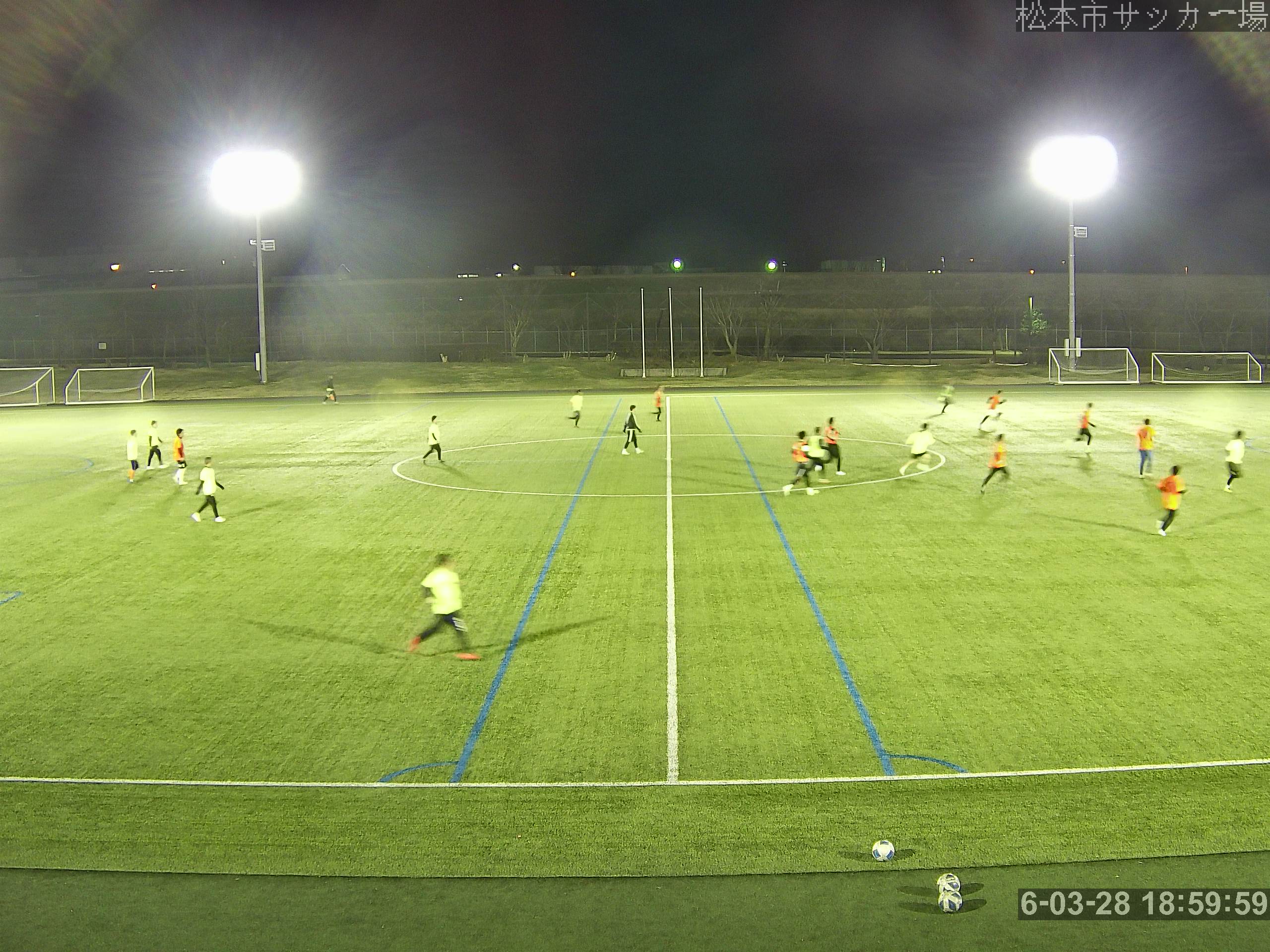 松本市サッカー場の映像