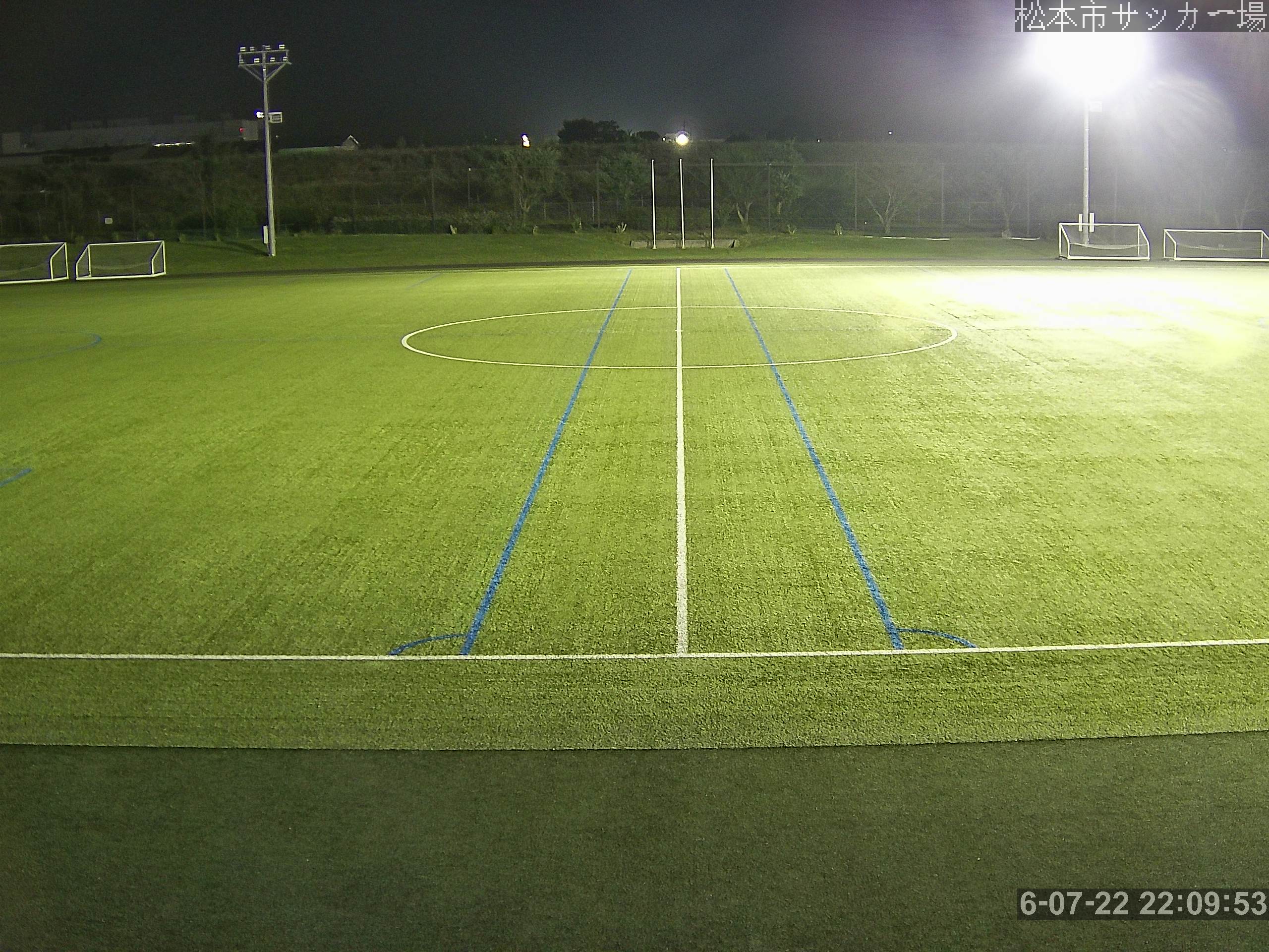 松本市サッカー場の映像